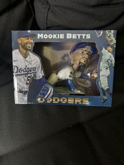 Dodgers- Mookie Betts Booblehead
