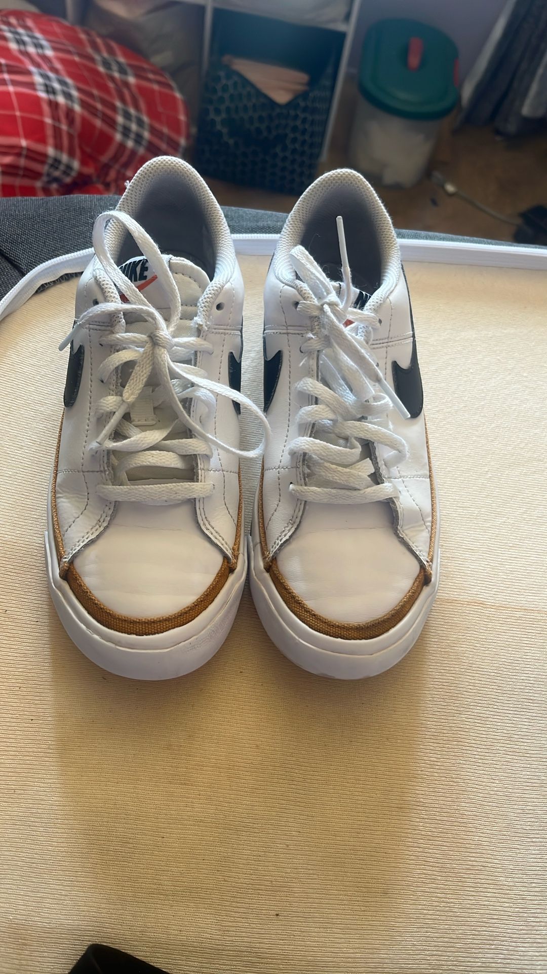 Nike shoes