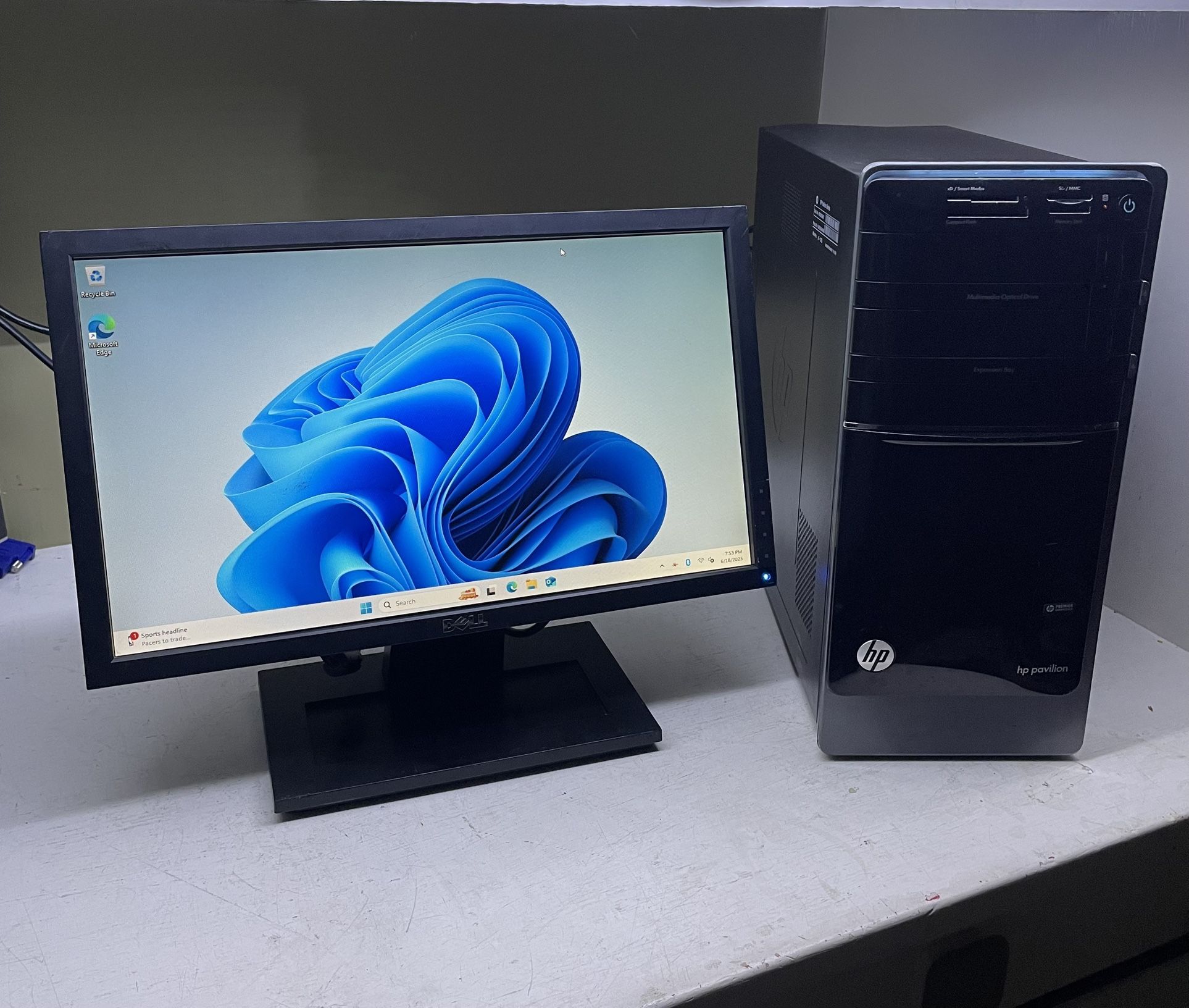 HP Pavilion p7-1225 Desktop Computer, AMD A8, 8gb RAM, 1TB HDD, Windows 11 Home, Monitor, WIFI
