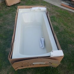 Sterling Left Drain Bathtub