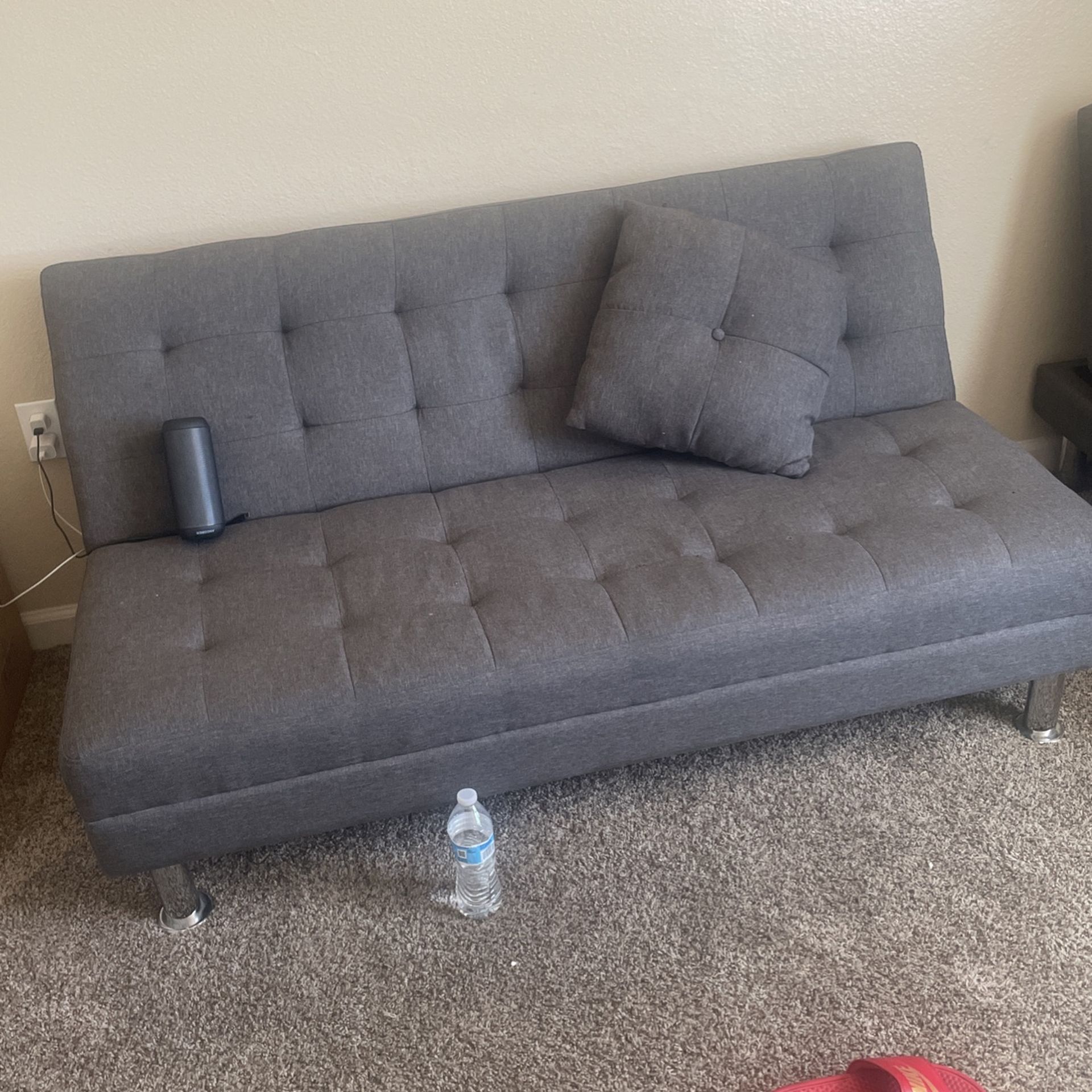 Multiple Connect Futon