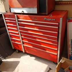Vintage SNAP ON TOOL BOX 