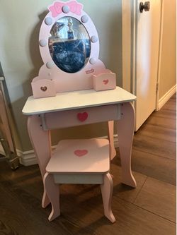 Little Girls Vanity
