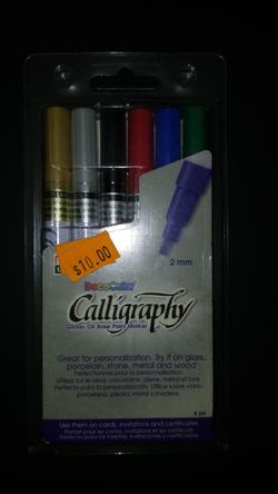 Calligraphy paint markers