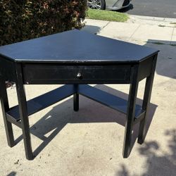 Black corner desk with drawer (used)