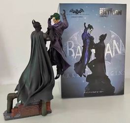Batman & joker statue figure