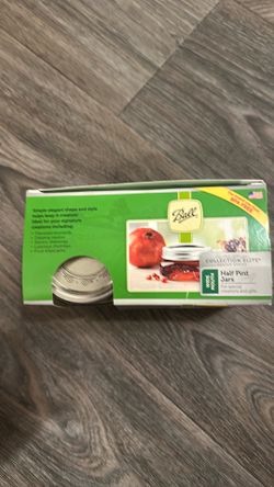 BALL half-pint jars - set of 4