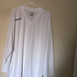 NWT XL Bauer Hockey Jersey With Free Shorts