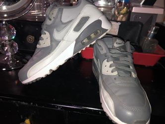 Only worn once, size 5.
