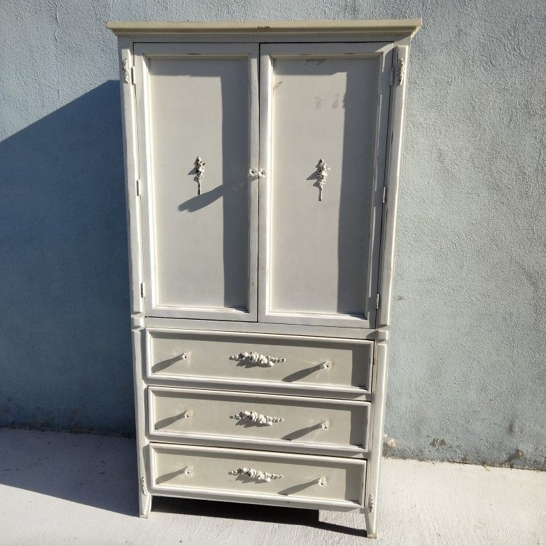 Armoire Dresser Set