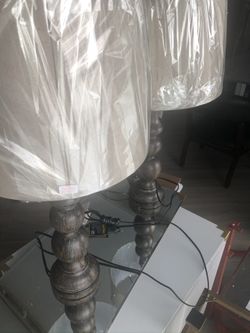 Beautiful set of brand new lamps