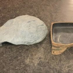 Reptile Hide And Water Dish 