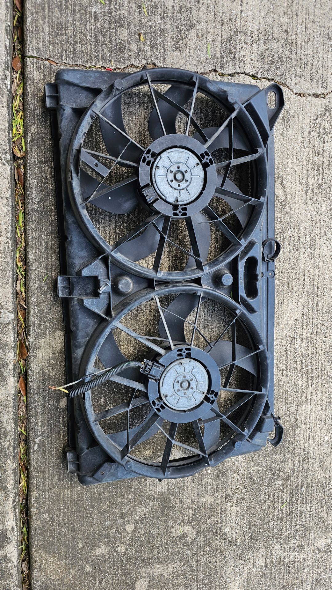 2002 tahoe electric fans