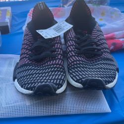 Adidas Men’s 9 Brand New 