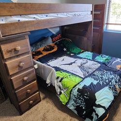Real Wood Full / Queen Size Bed Set