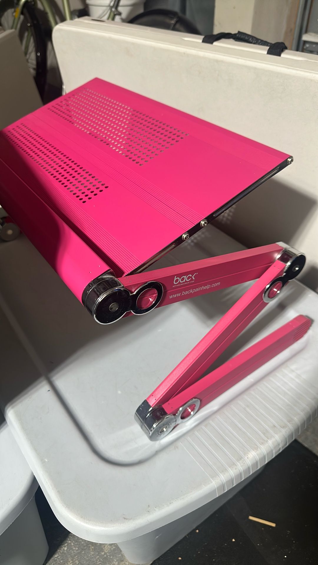 Extra large adjustable portable hot pink aluminum laptop stand