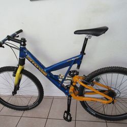 Cannondale Mountain Bike