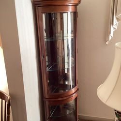 Corner Curio