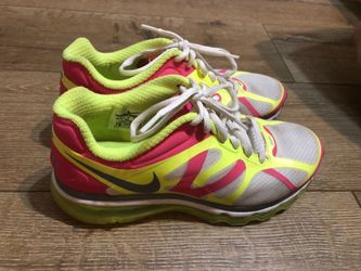 Nike Air Max Women size 71/2