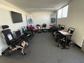 Electric wheelchairs & Electric Mobility Scooter