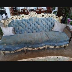 Small  ANTIQUE Sofa 