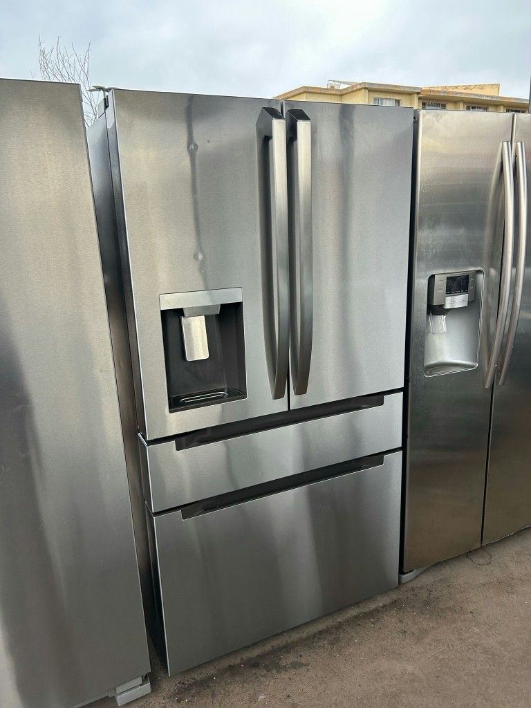 All features Refr ig er ator Fr id ge Midea Ice maker on door