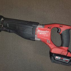 Milwaukee 2720-20  M18 FUEL 18V Cordless Sawzall Reciprocating Saw With BATTERY XC 4.0