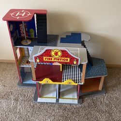 Fire Station / Play House / Wood Toys / Toy House / Boy Toys / Kidskraft 