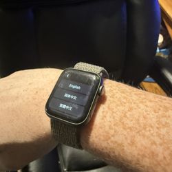 Apple Watch SE (2nd Gen)