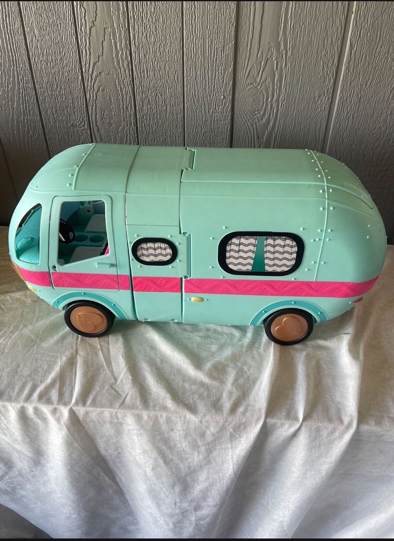 LOL Surprise Camper