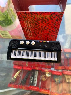 Miniature keyboard 4”x3” decoration only