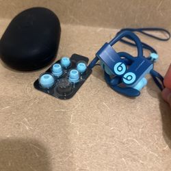 Powerbeats 3