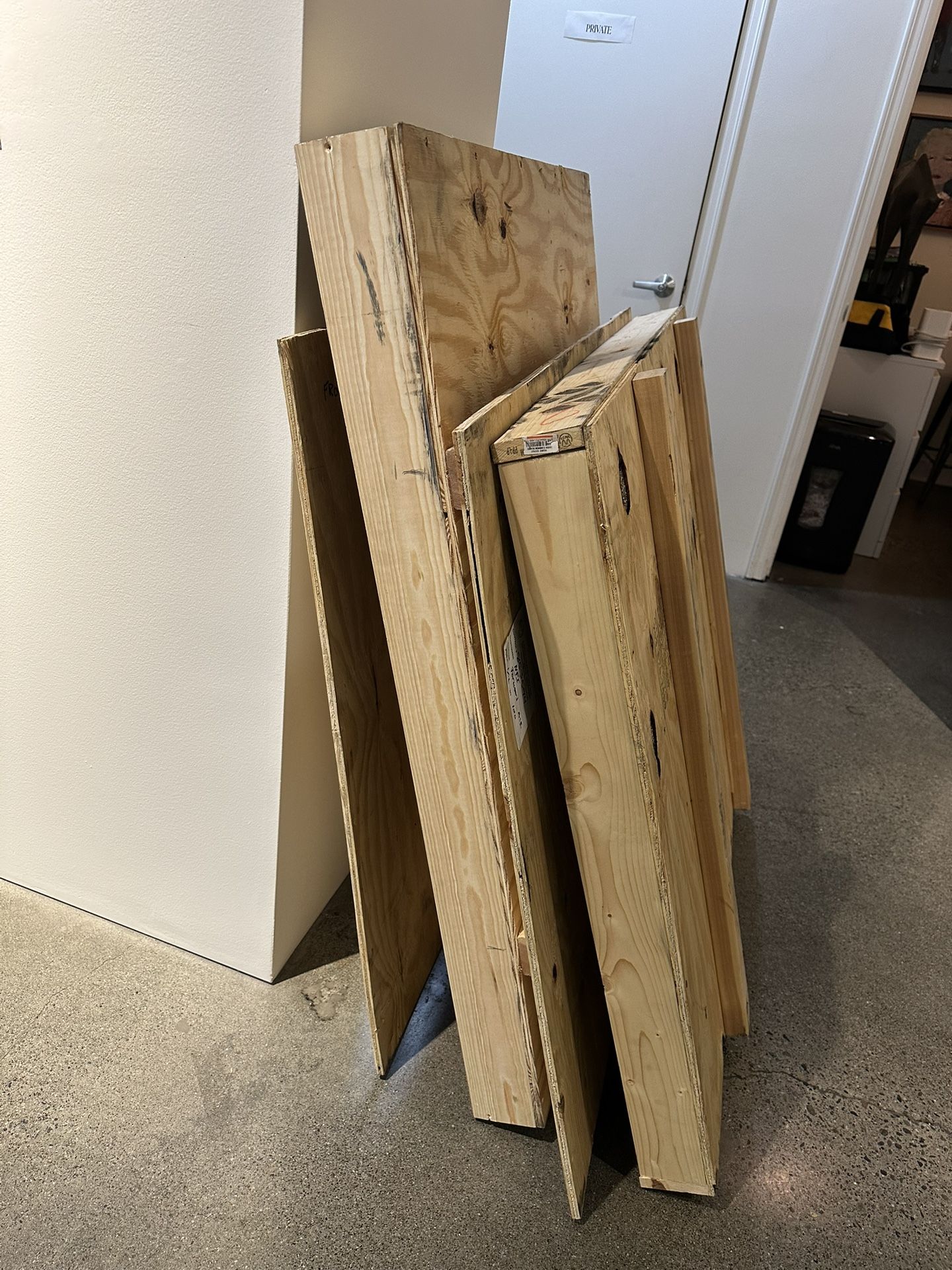 FREE Crates 