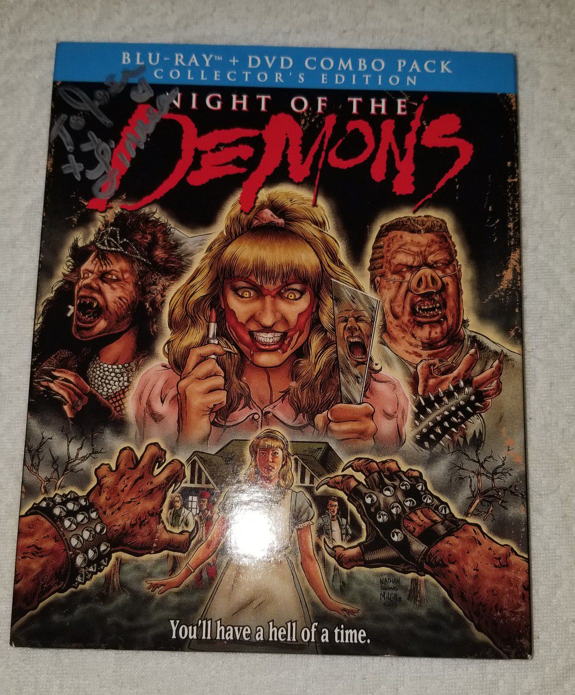 NIGHT OF THE DEMONS Bluray signed by star Linnea Quigley