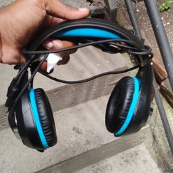 Gaming headset 