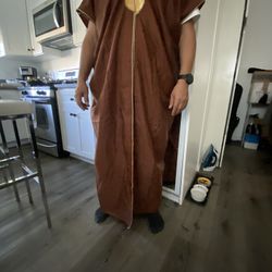 Traditional Arabic Bisht Cloak 