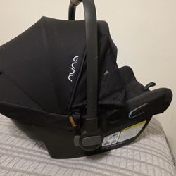 Nuna Carseat