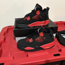 Air Jordan 4 Retro Black/red Size 7.5 Men’s 