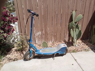 Razor Electric Scooter E300