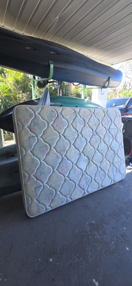 Full Size Mattress