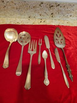8pc of Silverware