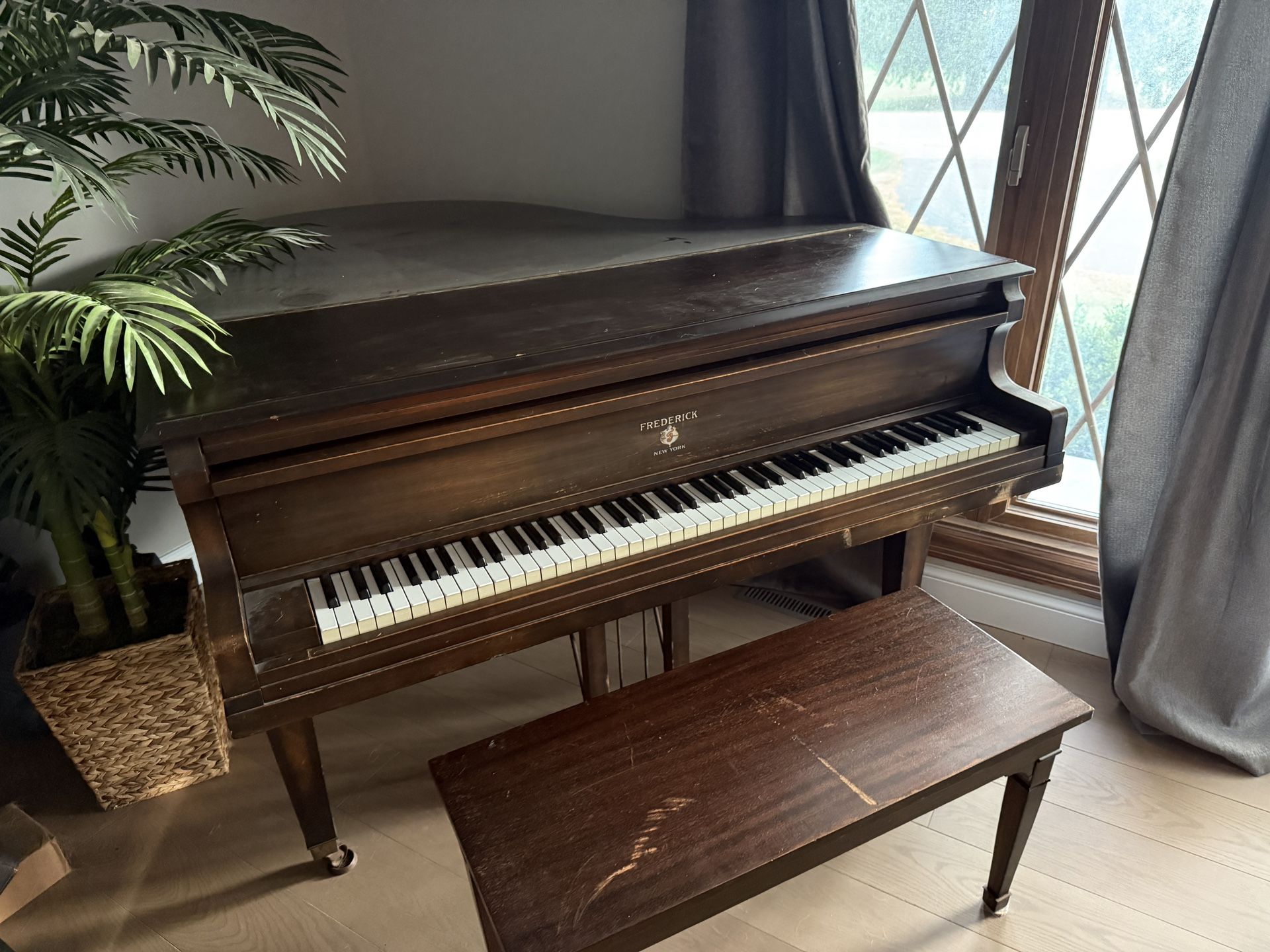 Frederick New York piano