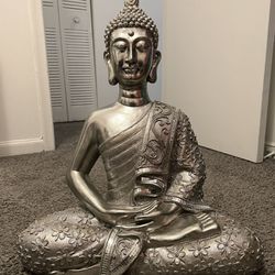 Buddha 20 Inches Tall 