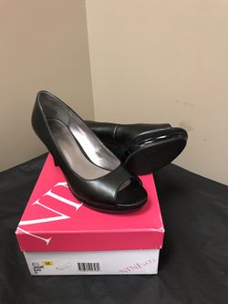 Ladies shoes and boots size 6 1/2