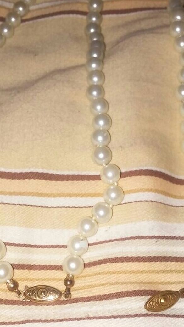 Pearl Necklace & bracelet Set