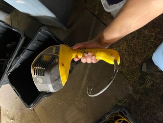 yellow Wagner Control Spray Xtra Duty handheld HVLP stain sprayer base