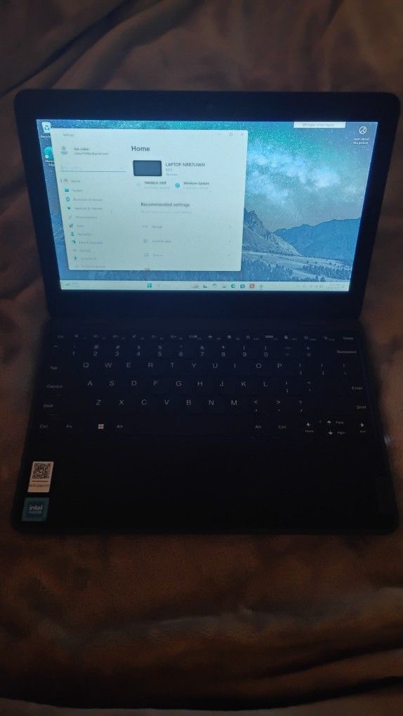 Laptops Lenovo