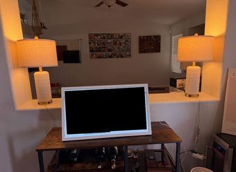 2 Lamps - Brand New