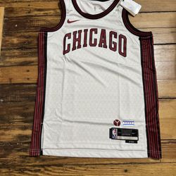 Nike Chicago Bulls City Edition Swingman Jersey Men’s Medium White NBA NWT