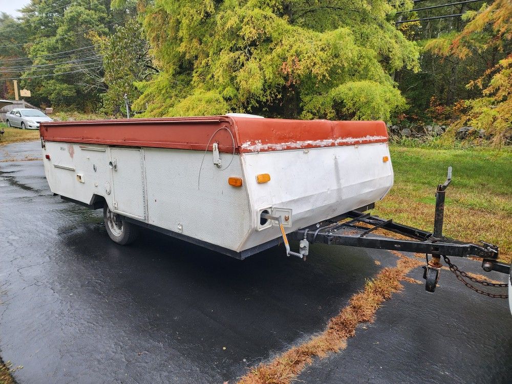 Jayco Pop-Up Camper